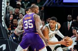 赛后芝加哥公牛内部沟通——NBA季后赛节点到来，悬念犹存，更衣室氛围转暖的简单介绍Milan Sports