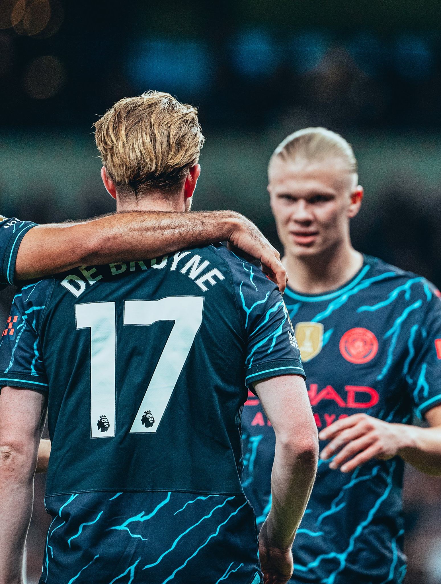 曼联迎意甲关键赛，今夜刷新队史纪录，球迷炸锅，年轻球员得到机会的简单介绍